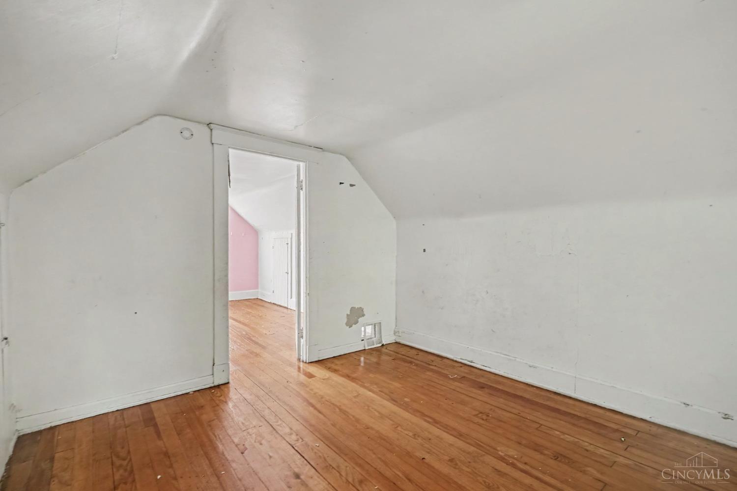 4112 Vinedale Avenue, Cincinnati, OH, 45205 — photo 9