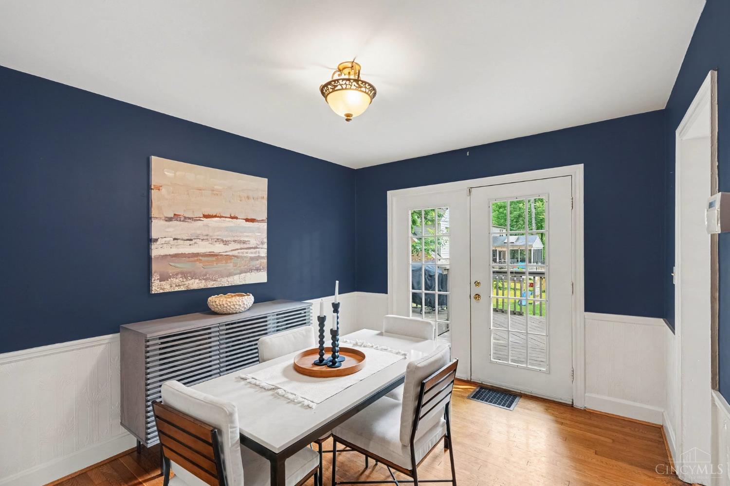 6301 Cambridge Avenue, Cincinnati, OH, 45230
