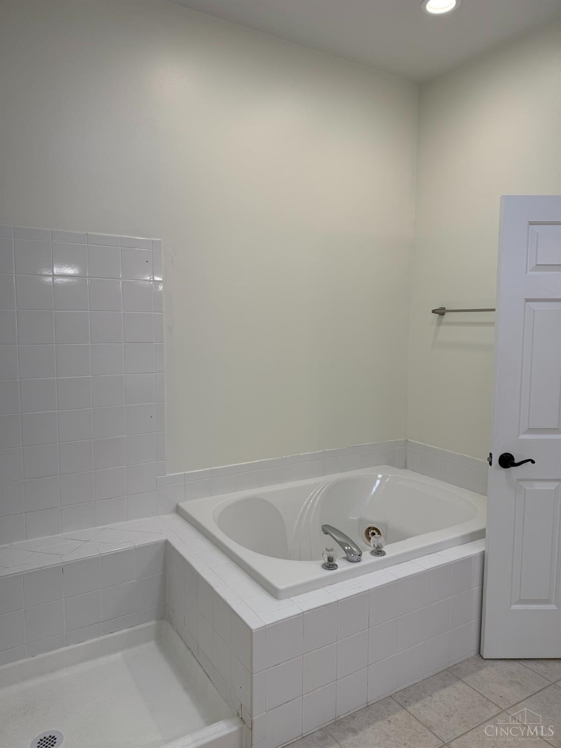 7516 Blue Fox Run, West Chester, OH, 45069 — photo 36