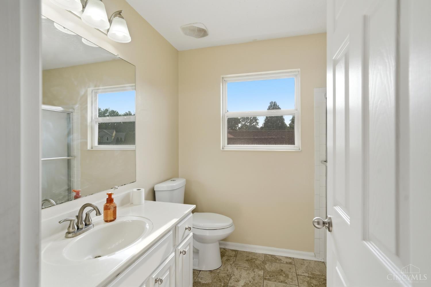 908 Pine Needle Place, Hamilton Twp, OH, 45039 — photo 25