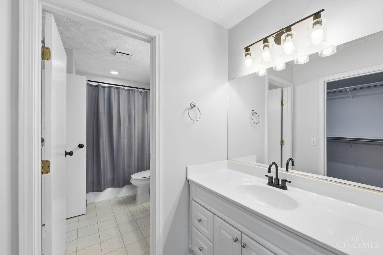 124 Chapel Hill Drive, Fairfield, OH, 45014 — photo 8
