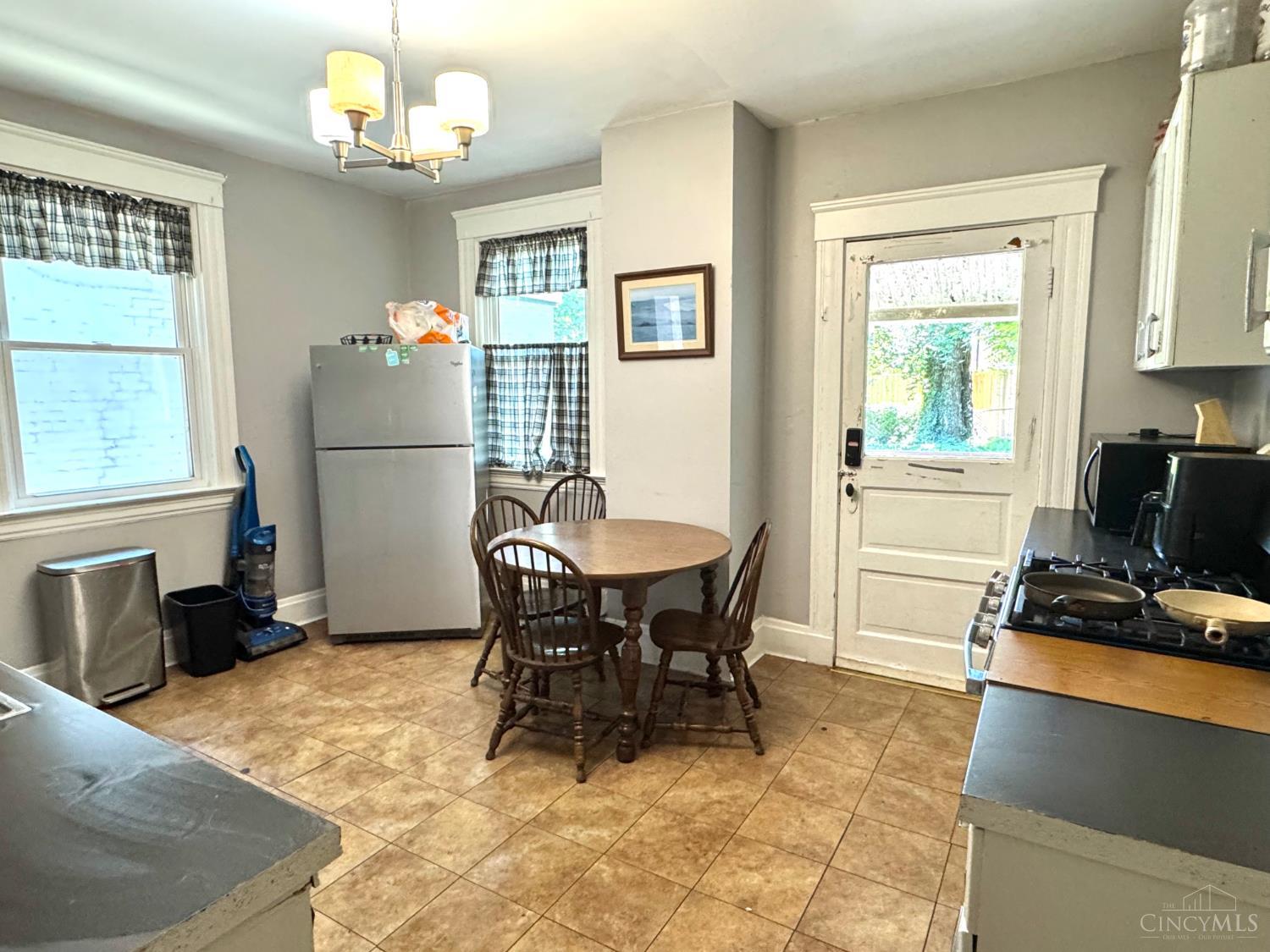 461 Warner Street, Cincinnati, OH, 45219 — photo 11