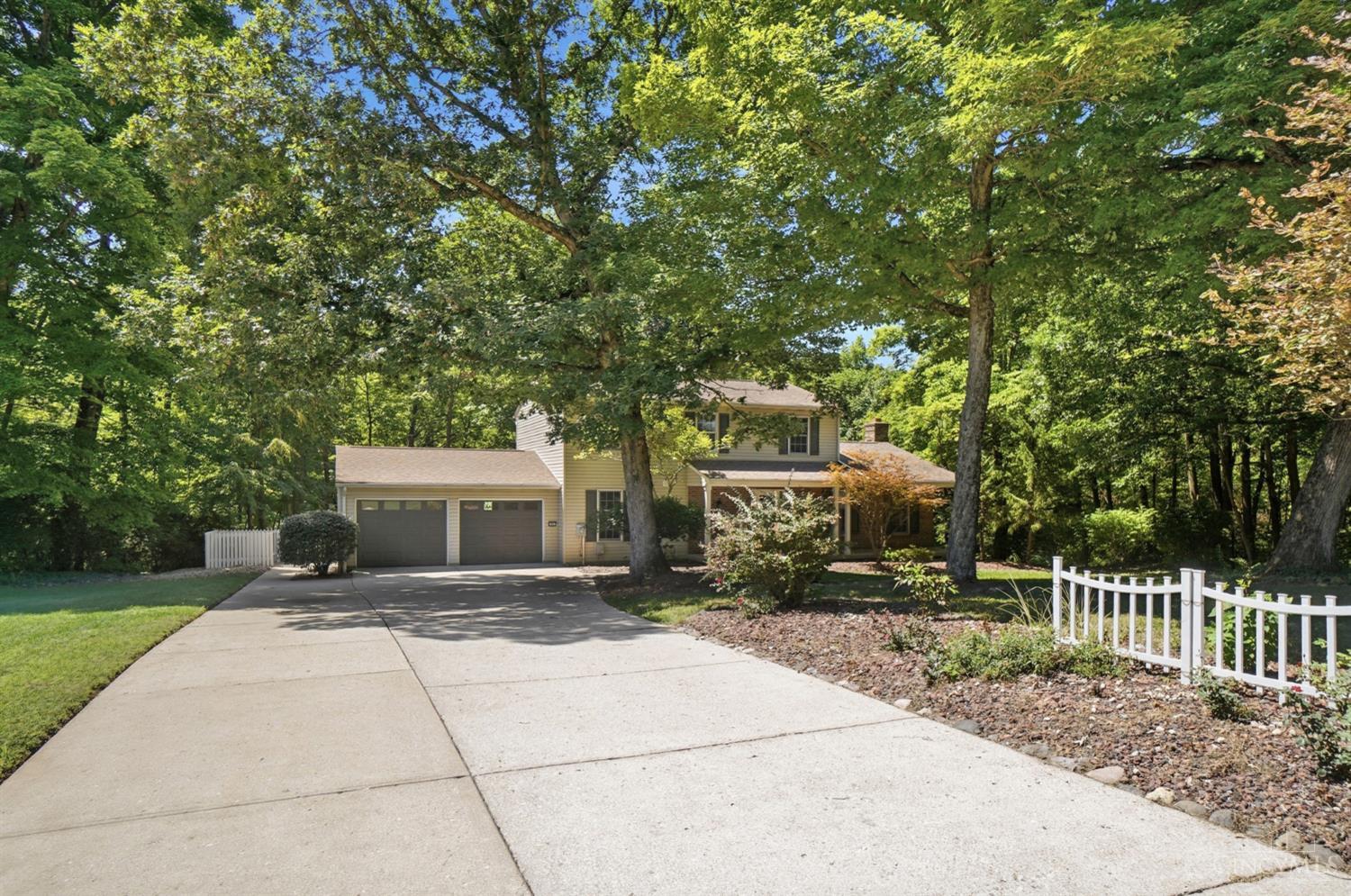 2043 Greenpine Drive, Springfield Twp., OH, 45231 — photo 3