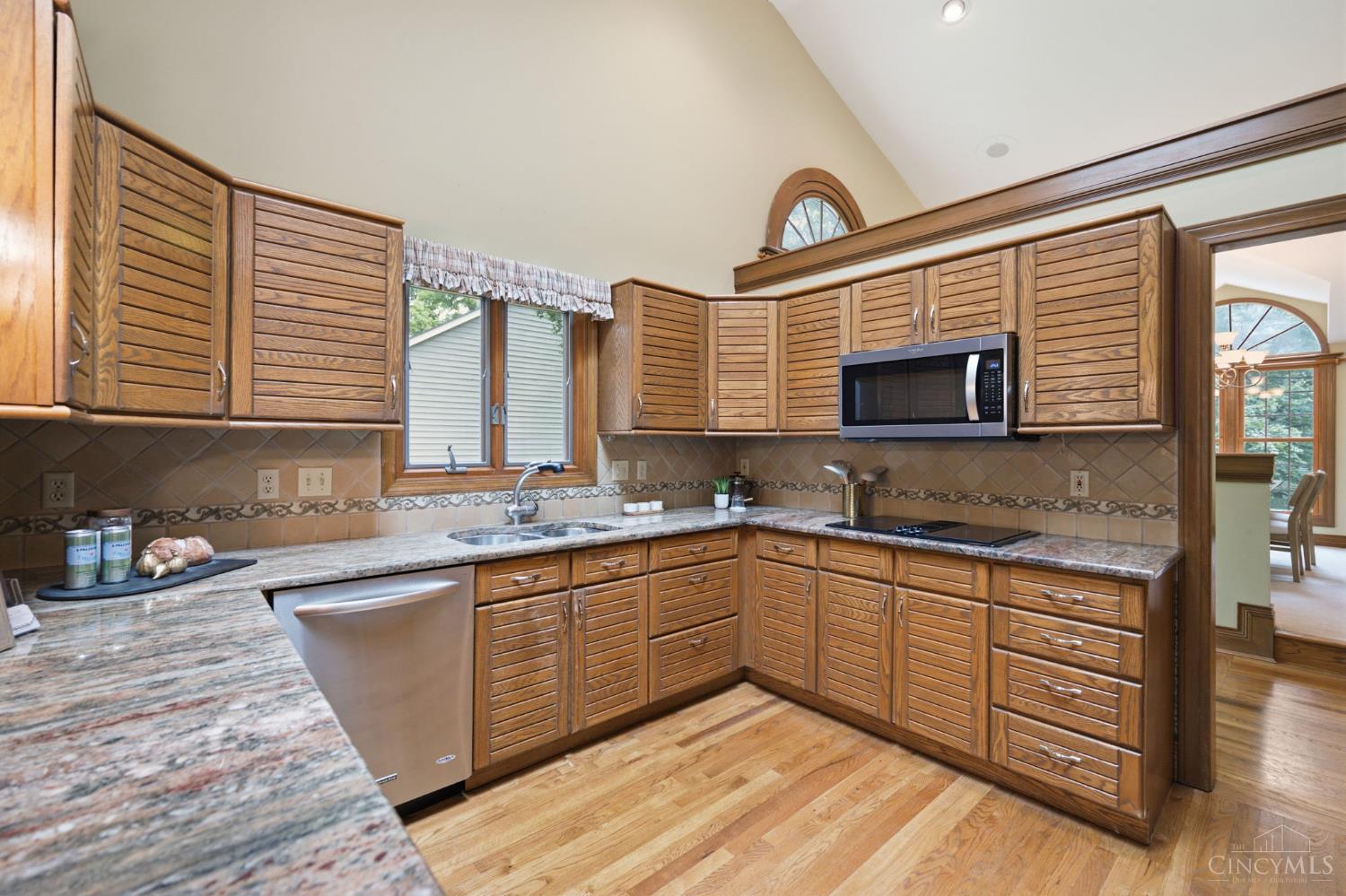 9450 Kemper Grove Lane, Symmes Twp, OH, 45140 — photo 27