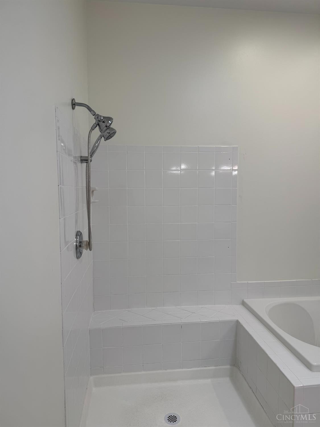 7516 Blue Fox Run, West Chester, OH, 45069 — photo 35
