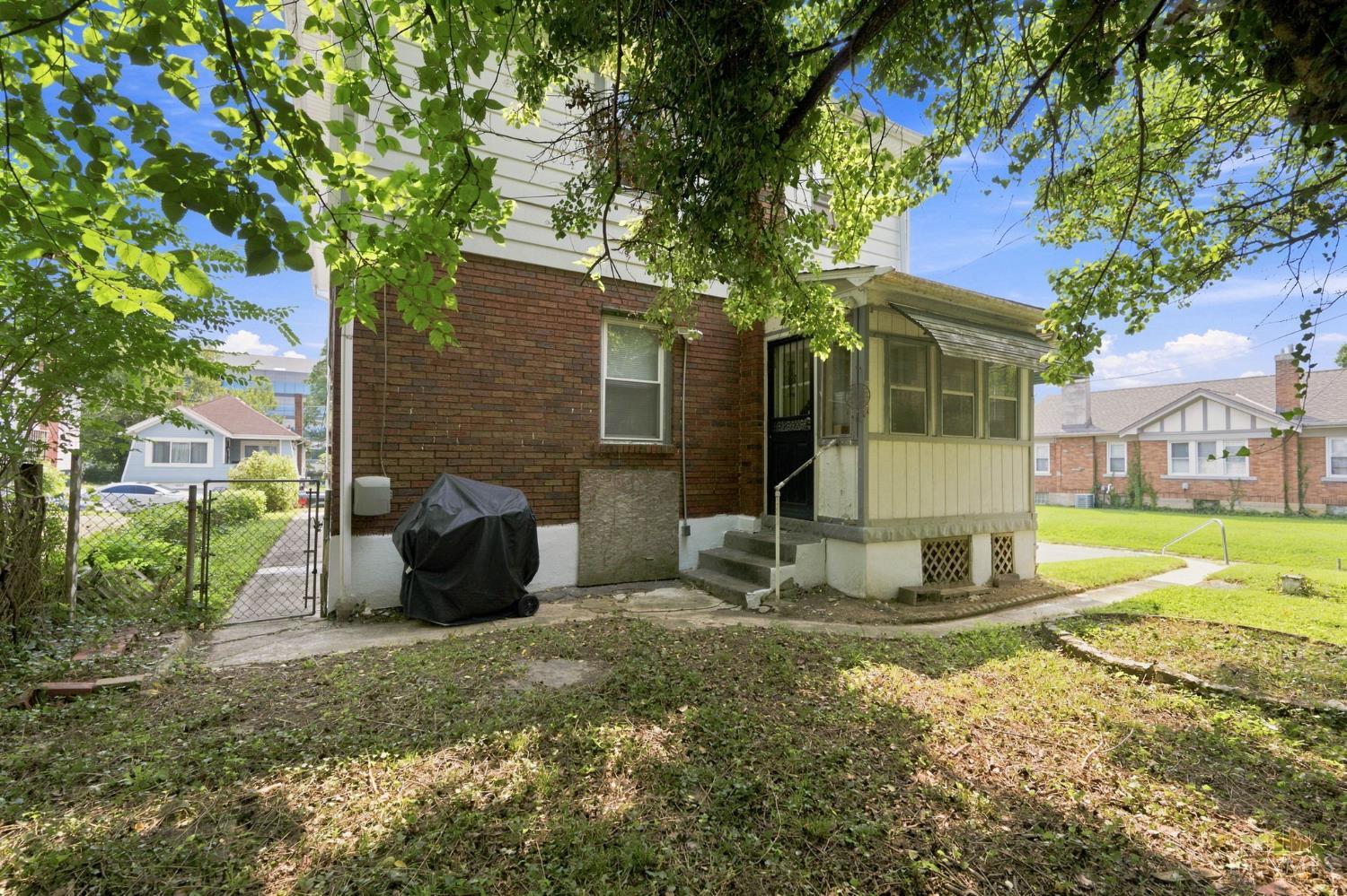 1802 Lawn Avenue, Cincinnati, OH, 45237 — photo 29