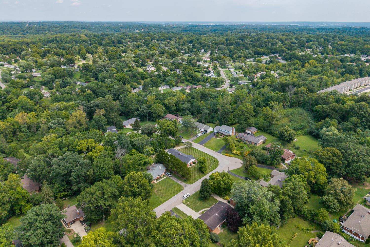 62nd image of 1028 Newcastle Dr, Springfield Twp., OH 45231 | MLS# 1889706