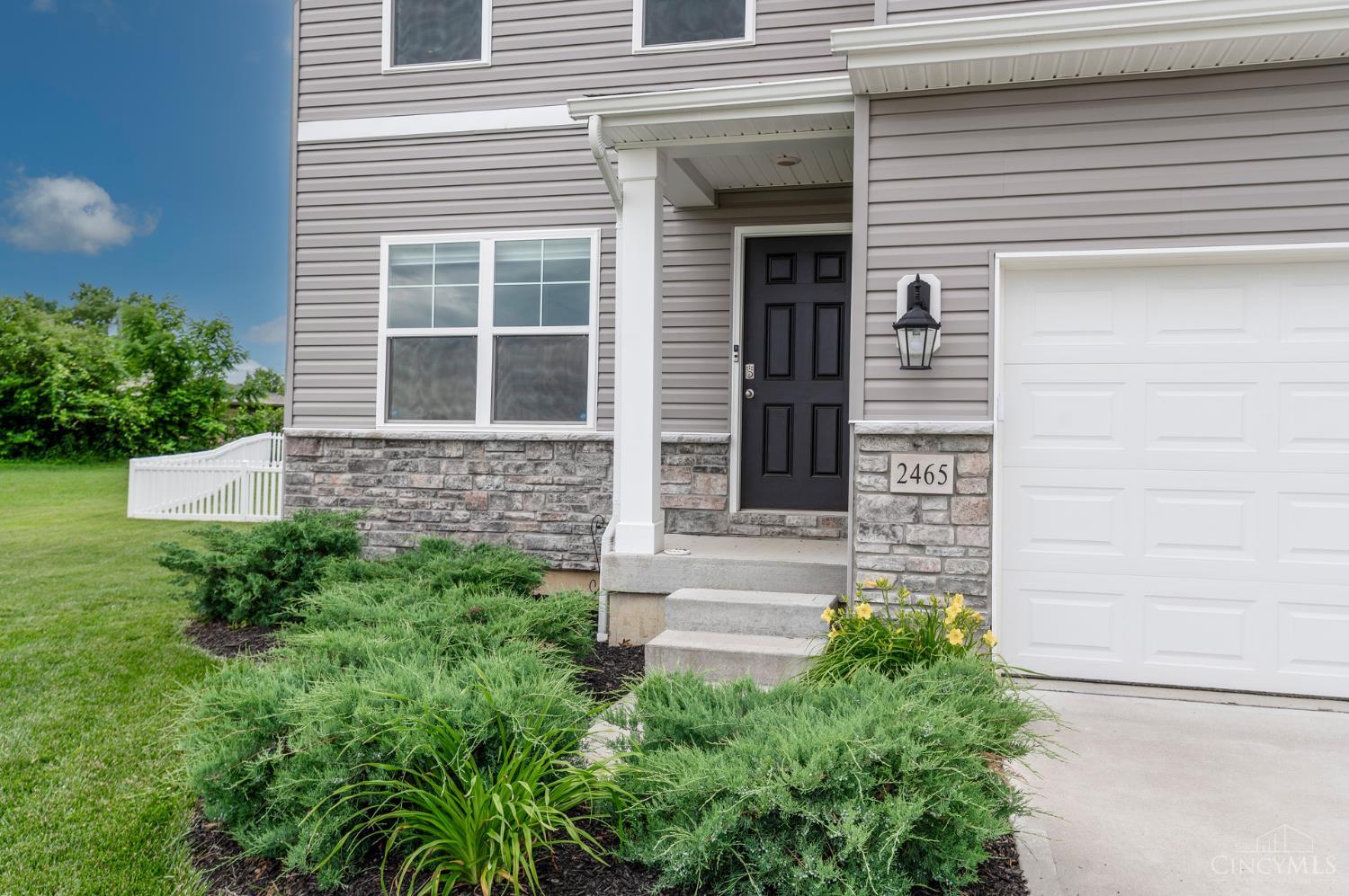 3rd image of 2465 Amelia Ct, Cincinnati, OH 45239 | MLS# 1890176