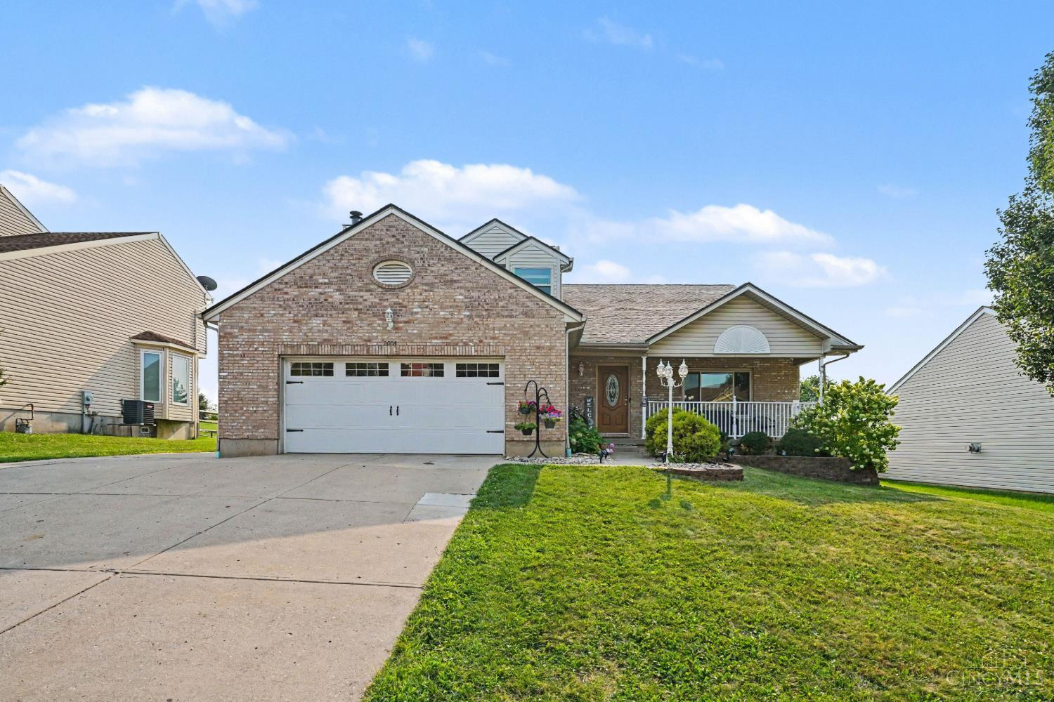 Photo 3 of Single family home for sale at 2004 Crest Rd, Forest Park, OH 45240 | MLS# 1889924 | Listing updated on 2026-09-17
