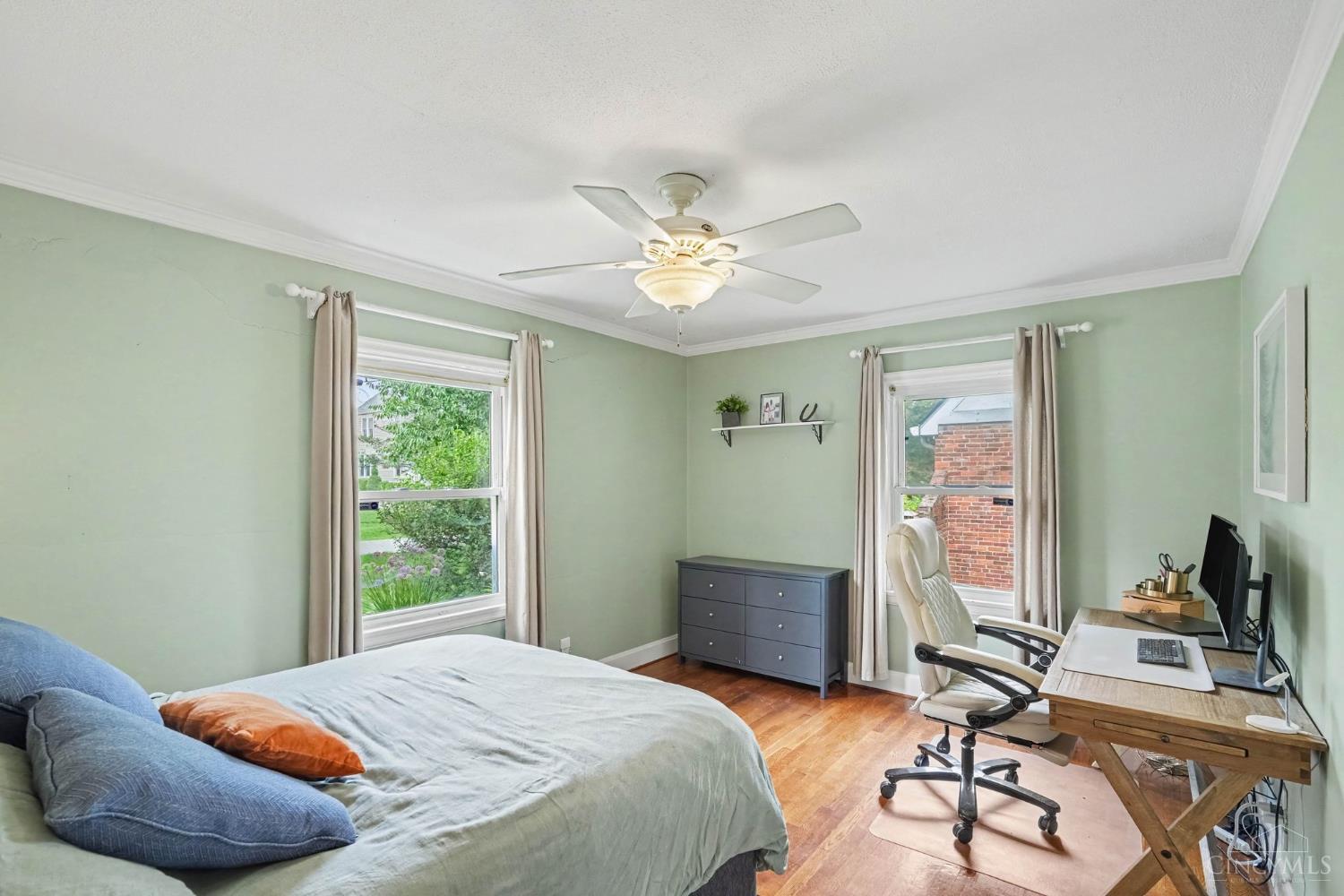 6301 Cambridge Avenue, Cincinnati, OH, 45230