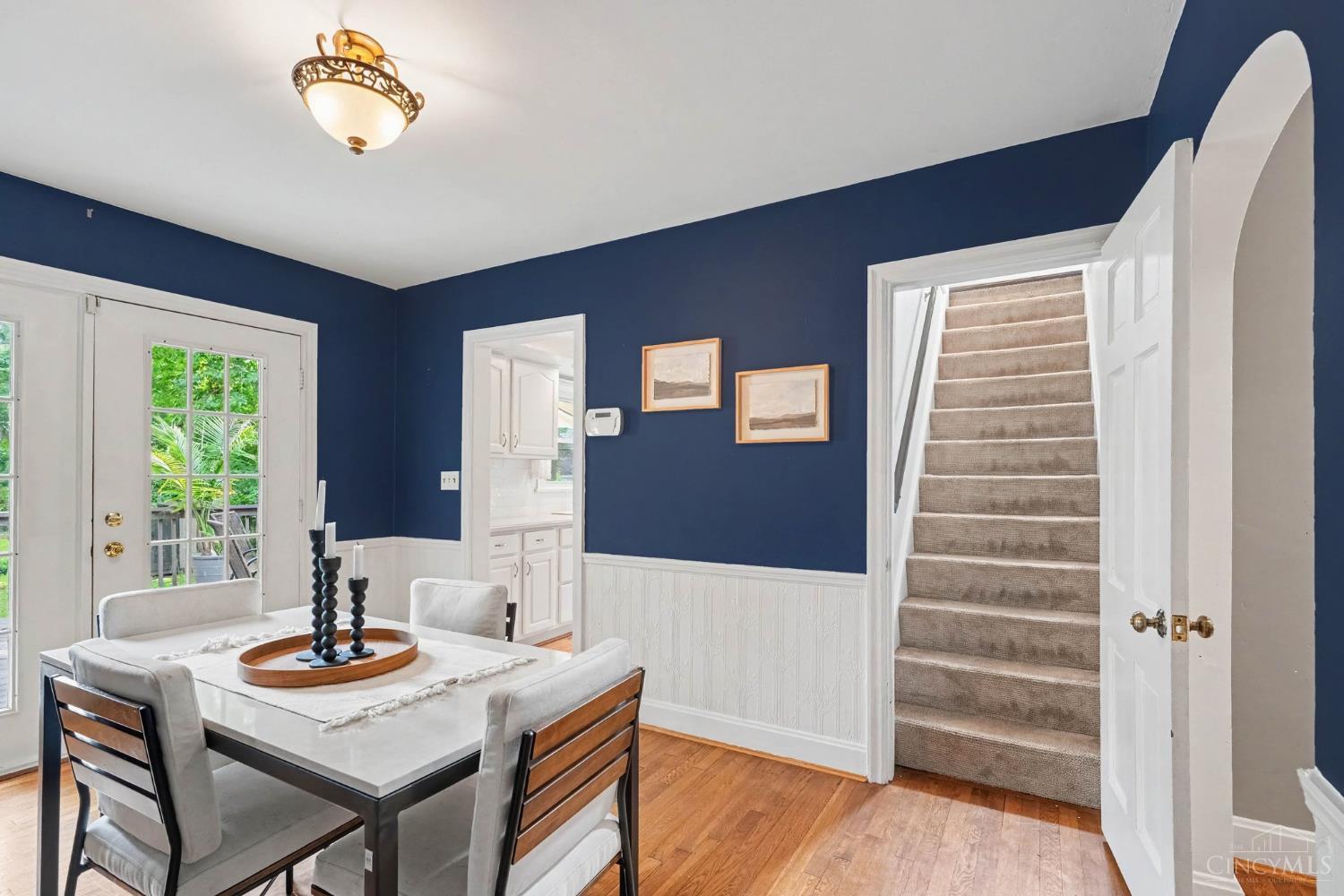 6301 Cambridge Avenue, Cincinnati, OH, 45230