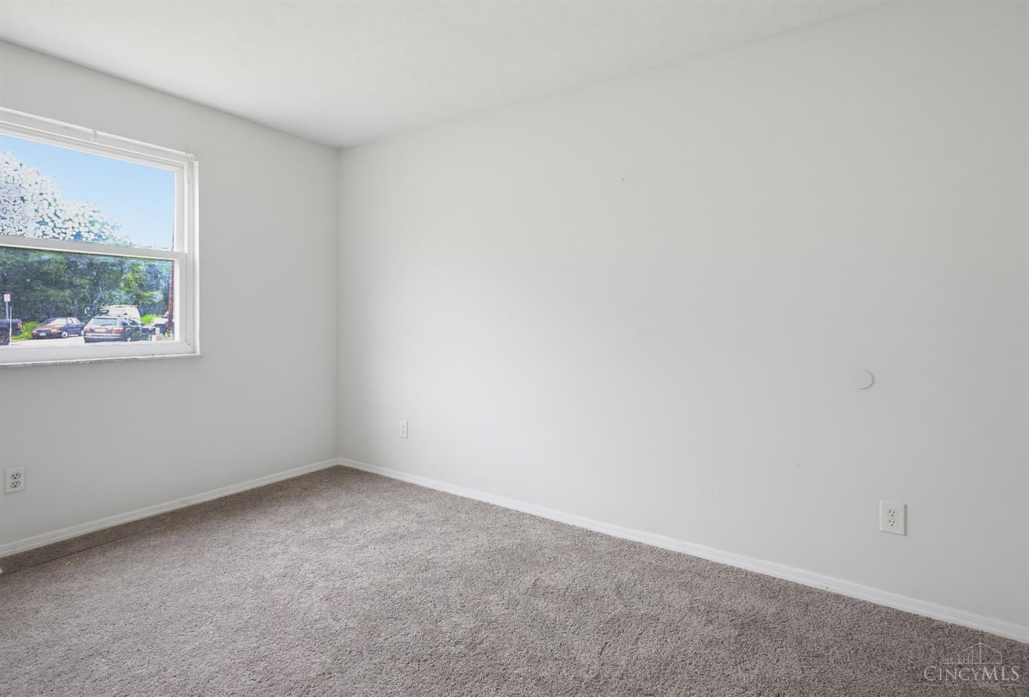 5th image of 3404 Ninann Ct, Cincinnati, OH 45211 | MLS# 1888164