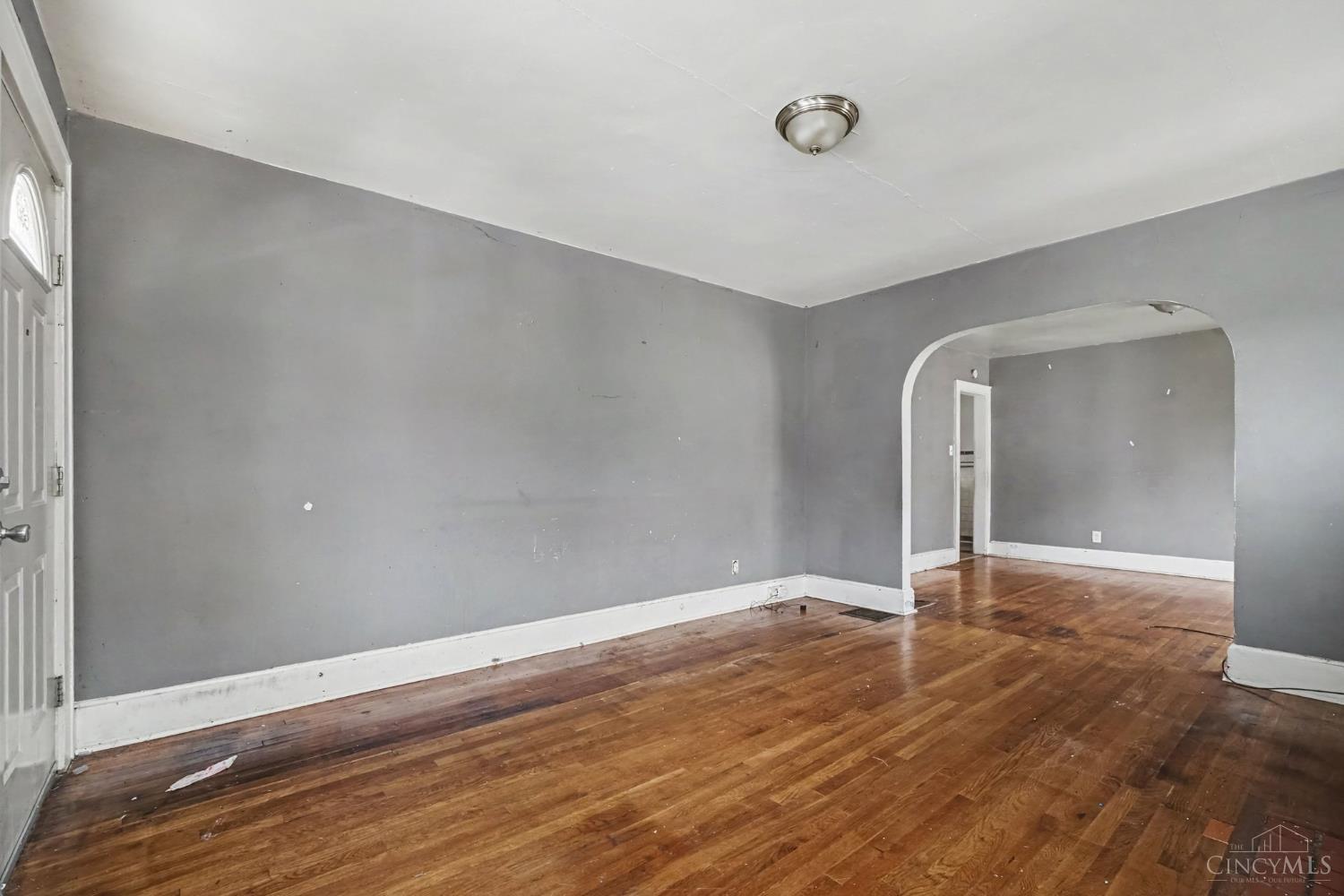 3rd image of 4112 Vinedale Ave, Cincinnati, OH 45205 | MLS# 1889564