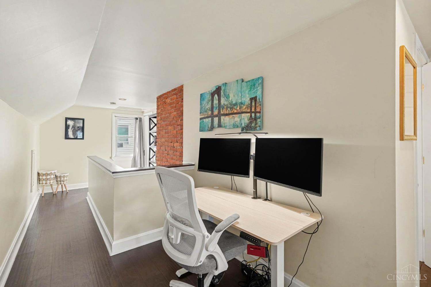 6301 Cambridge Avenue, Cincinnati, OH, 45230