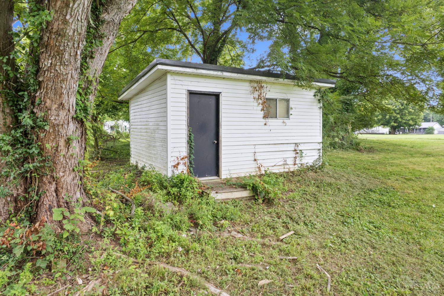 10090 South Street, Byrd Twp, OH, 45115 — photo 9