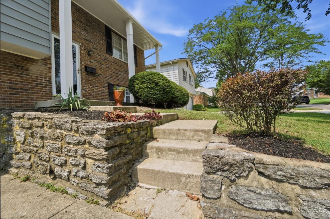 4th image of 553 Bessinger Dr, Forest Park, OH 45240 | MLS# 1887982