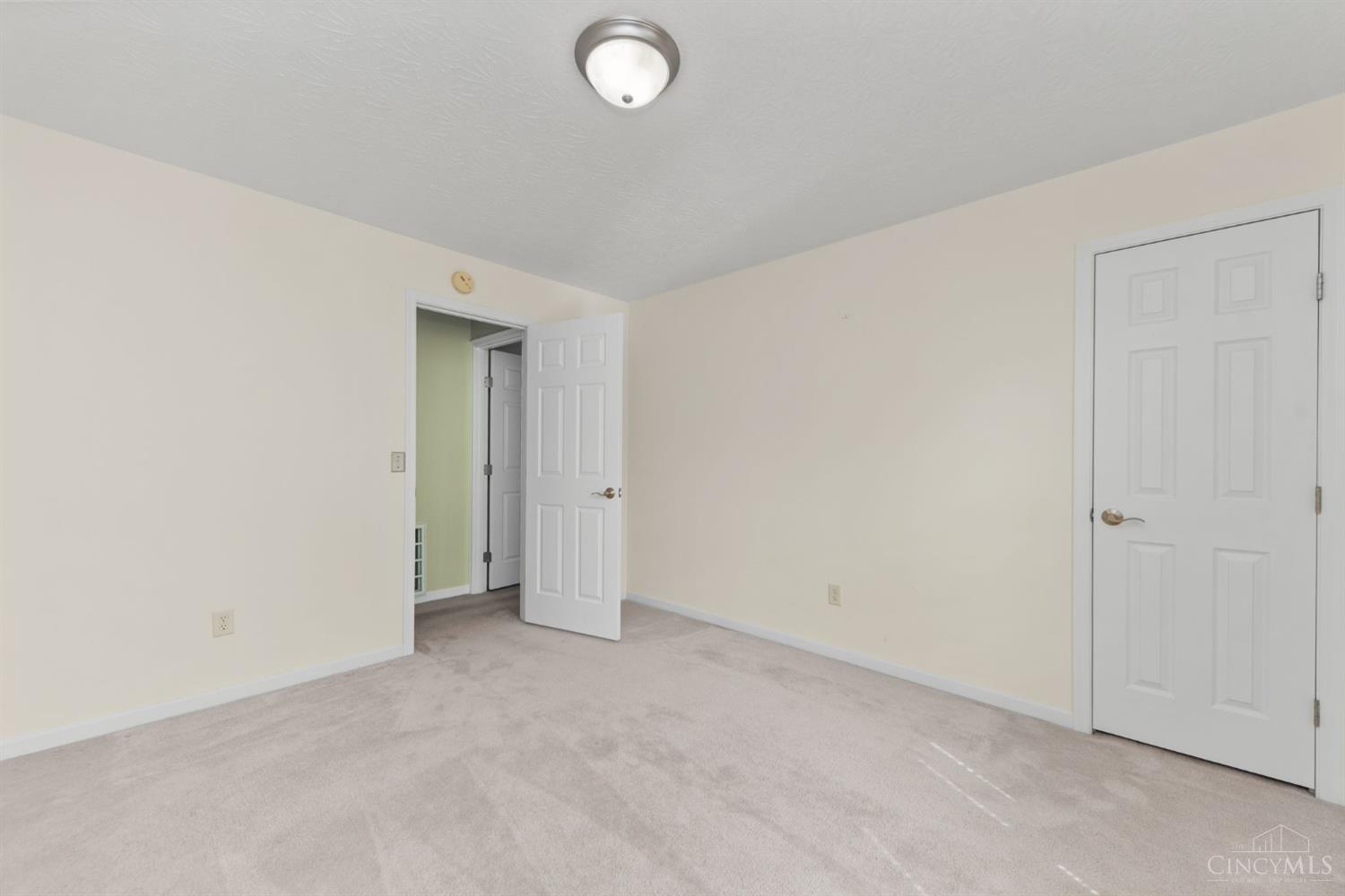 102 Lights Pointe Court, Ohio Twp, OH, 45157 — photo 24