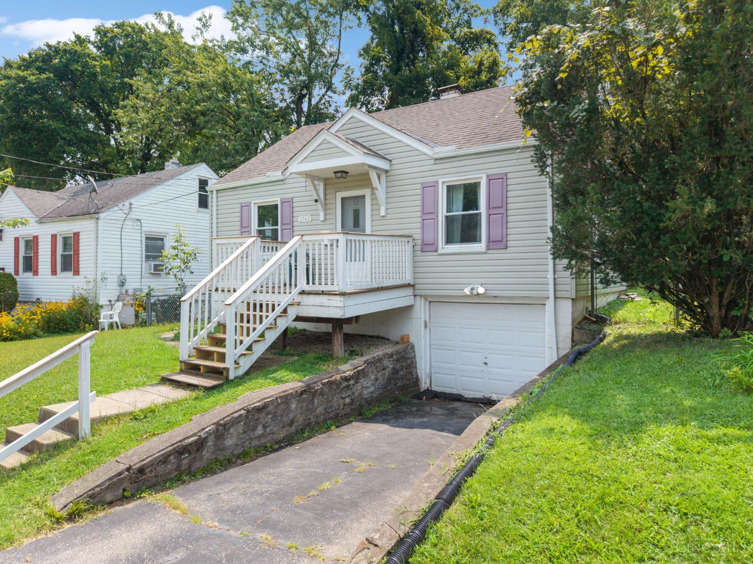 1742 Ashbrook Drive, Cincinnati, OH, 45238 — photo 3