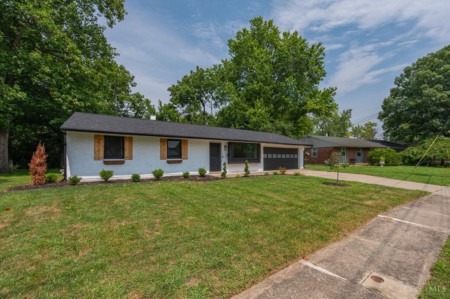 3rd image of 11926 Lawnview Ave, Springdale, OH 45246 | MLS# 1890022