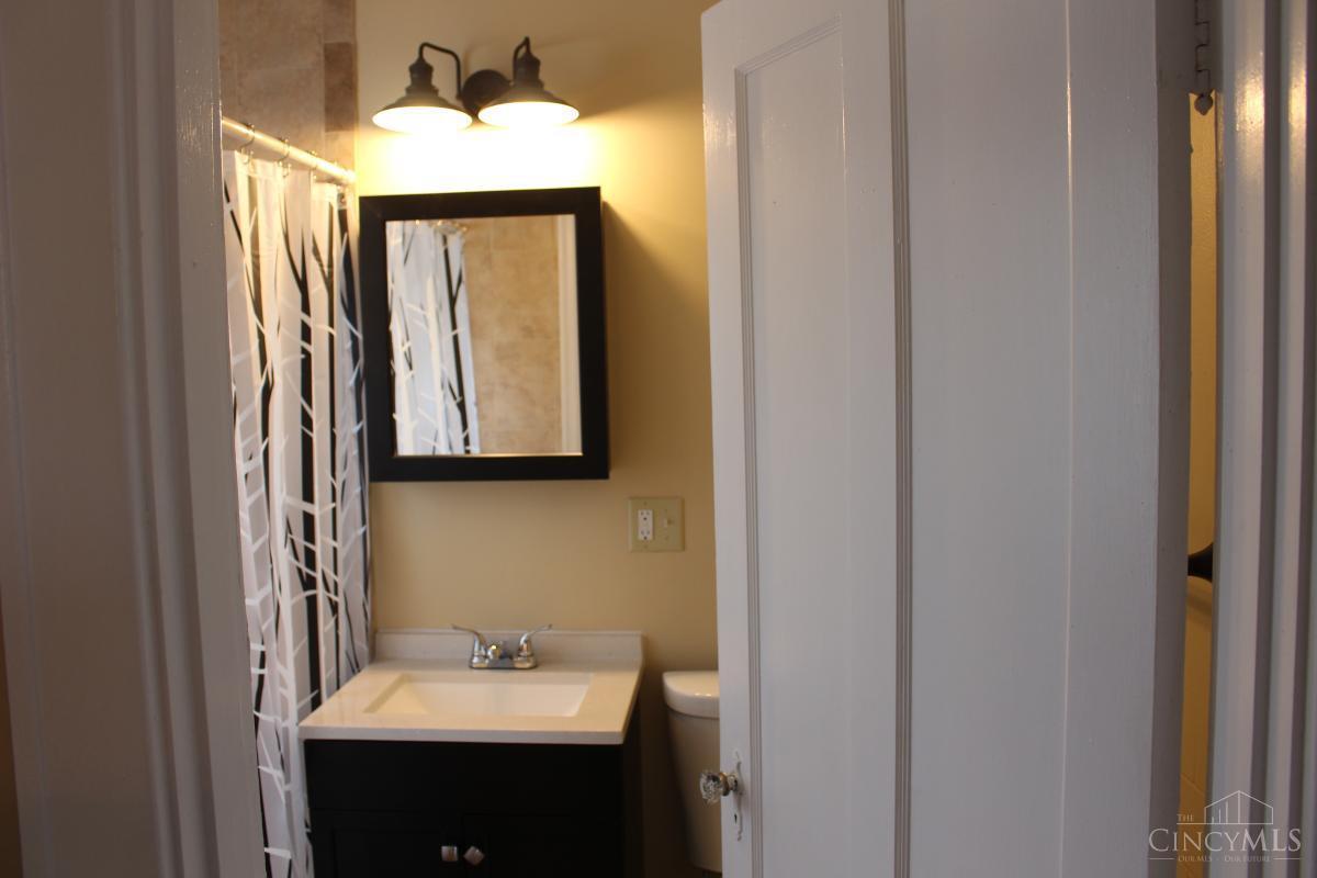 1802 Lawn Avenue, Cincinnati, OH, 45237 — photo 20