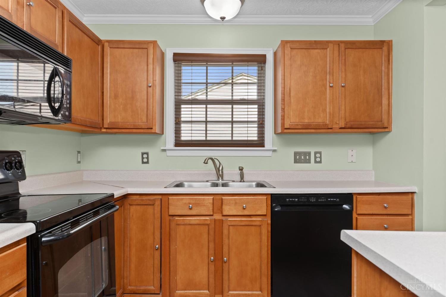 102 Lights Pointe Court, Ohio Twp, OH, 45157 — photo 14