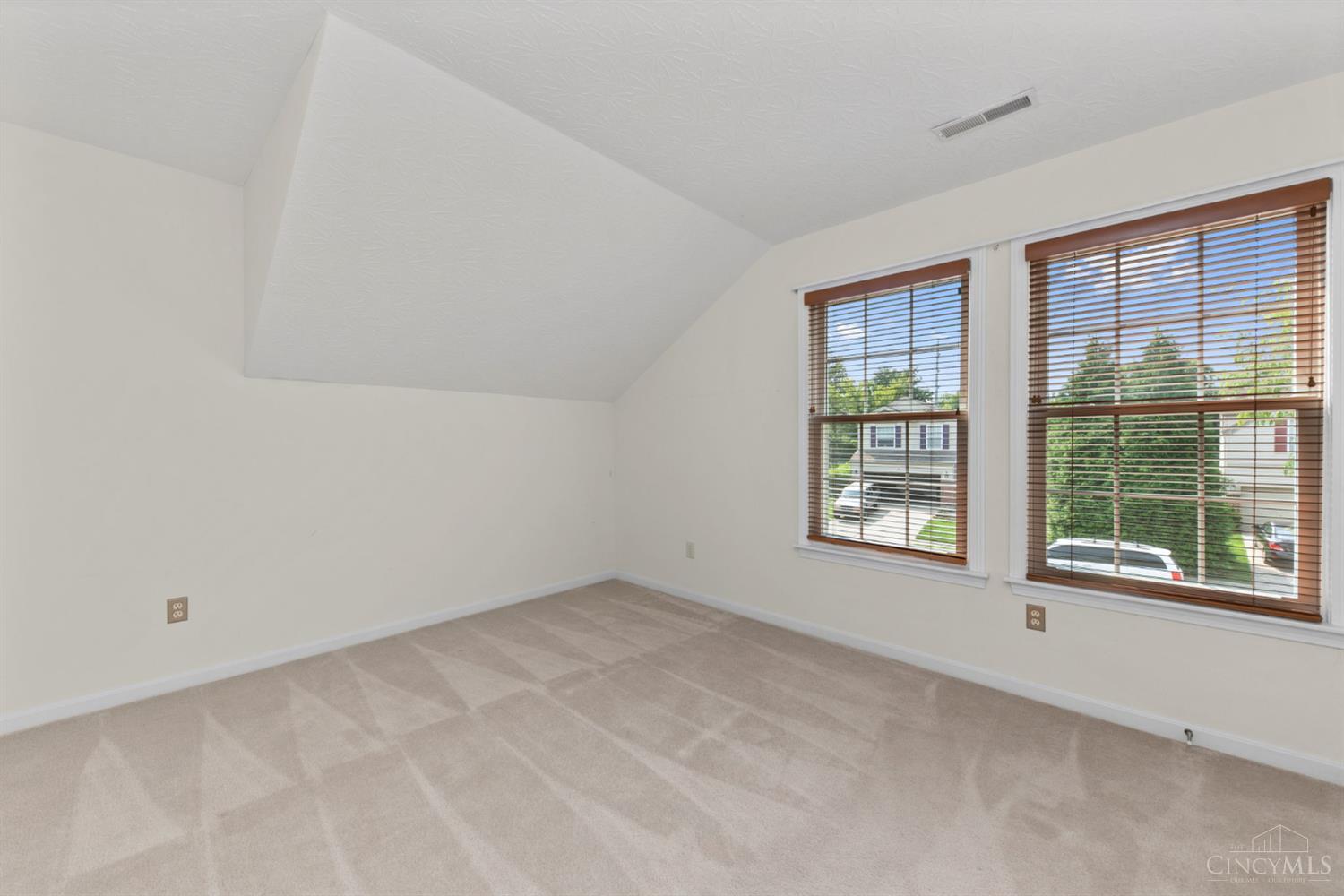 102 Lights Pointe Court, Ohio Twp, OH, 45157 — photo 21