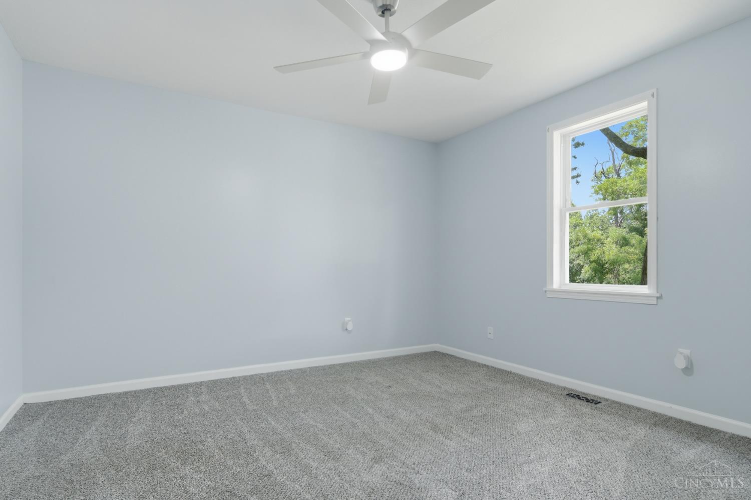 407 Broadway Street, Blanchester, OH, 45107 — photo 17