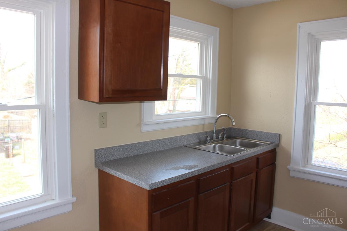 1802 Lawn Avenue, Cincinnati, OH, 45237 — photo 21