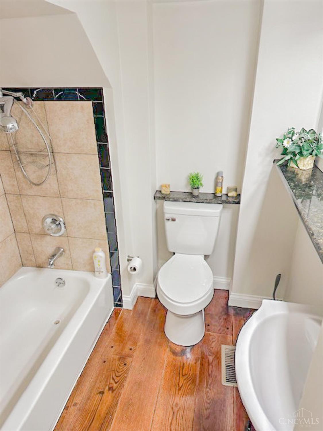 3903 Dumont Street, Cincinnati, OH, 45226 — photo 25
