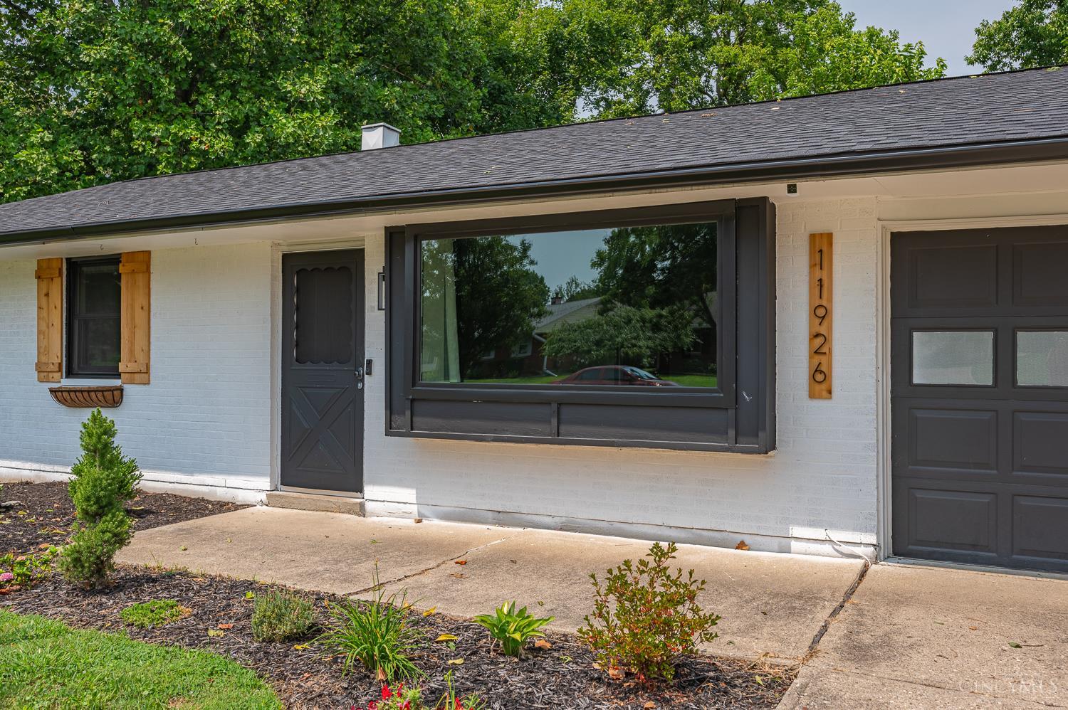 4th image of 11926 Lawnview Ave, Springdale, OH 45246 | MLS# 1890022