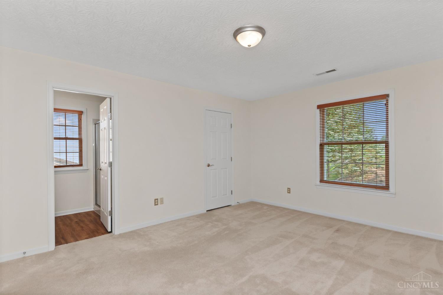 102 Lights Pointe Court, Ohio Twp, OH, 45157 — photo 18