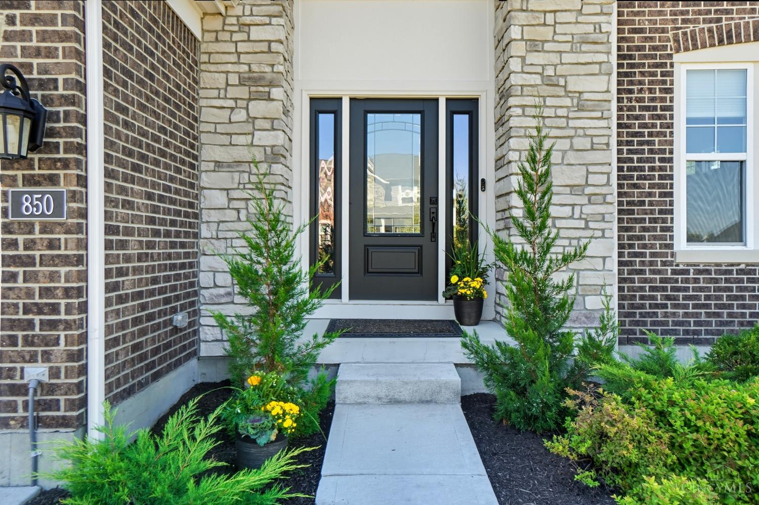 2nd image of 850 Sand Trap Pl, Lebanon, OH 45036 | MLS# 1890409