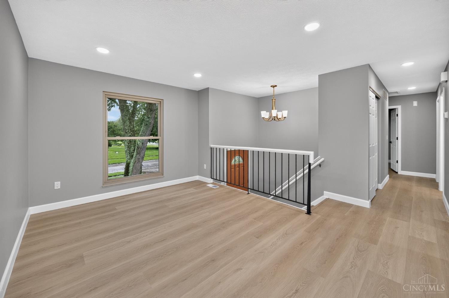 5801 Patrick Henry Drive, Miami Twp, OH, 45150 — photo 10