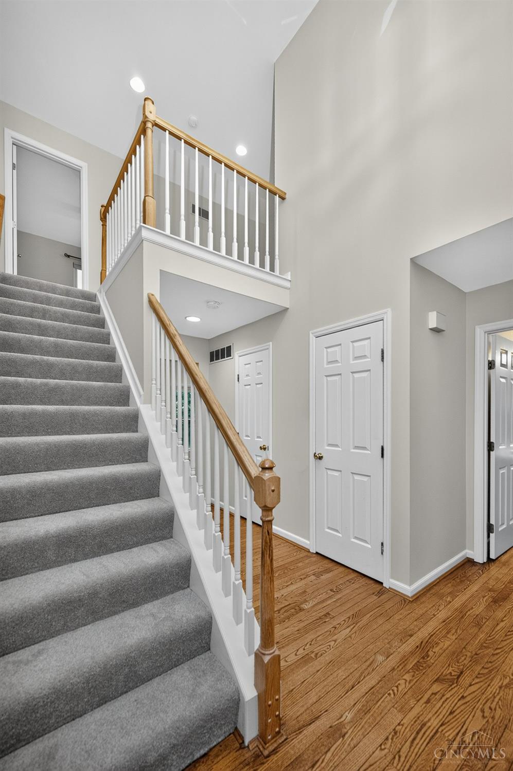 4th image of 10203 Meadowknoll Dr, Symmes Twp, OH 45140 | MLS# 1890406