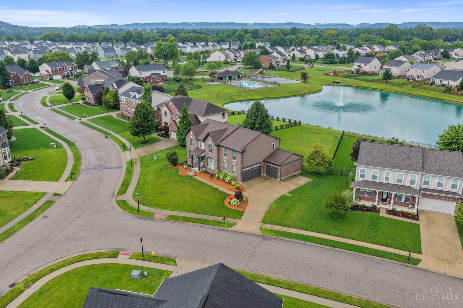 5th image of 1531 Barben Ct, Harrison, OH 45030 | MLS# 1889336