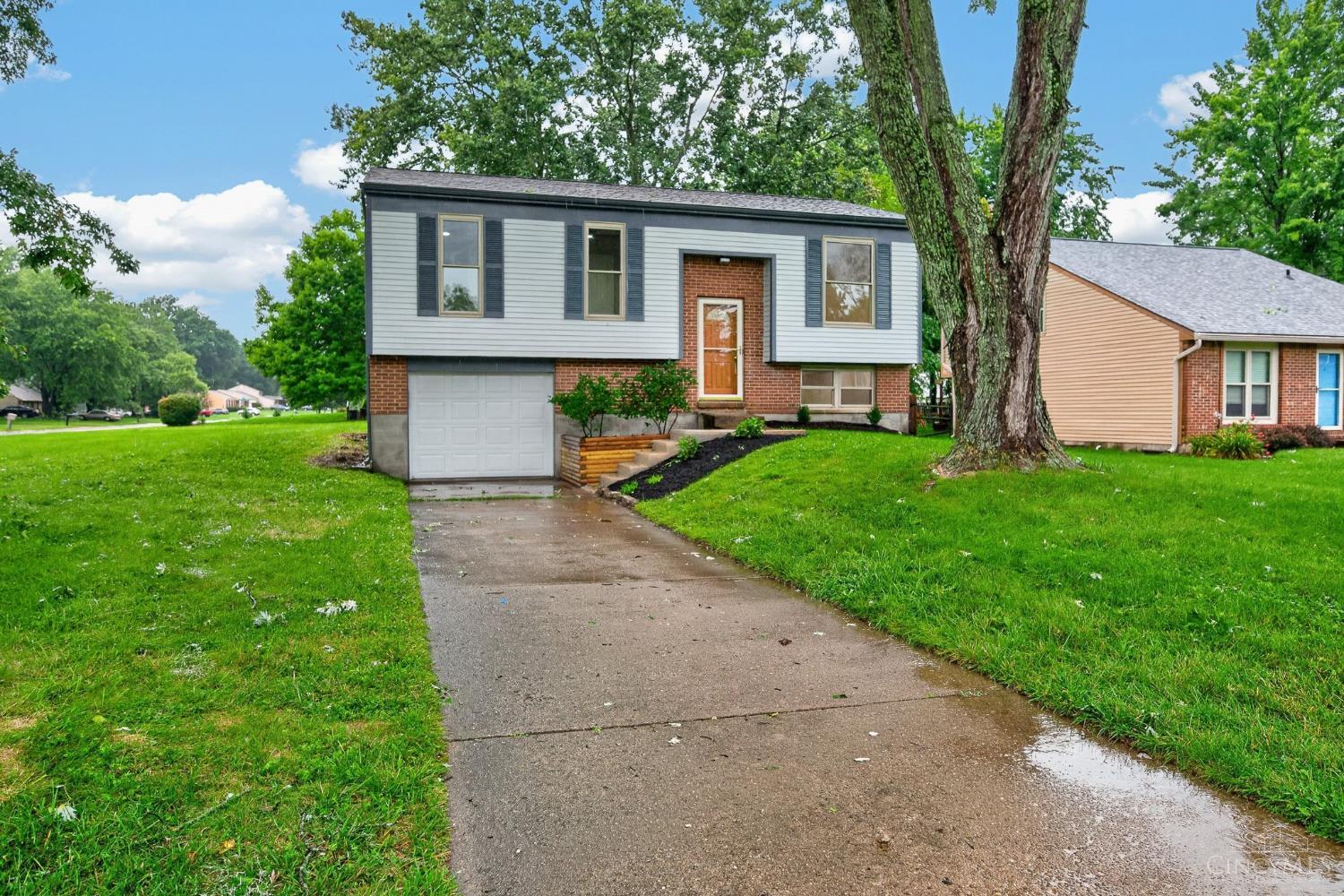 5801 Patrick Henry Drive, Miami Twp, OH, 45150 — photo 2