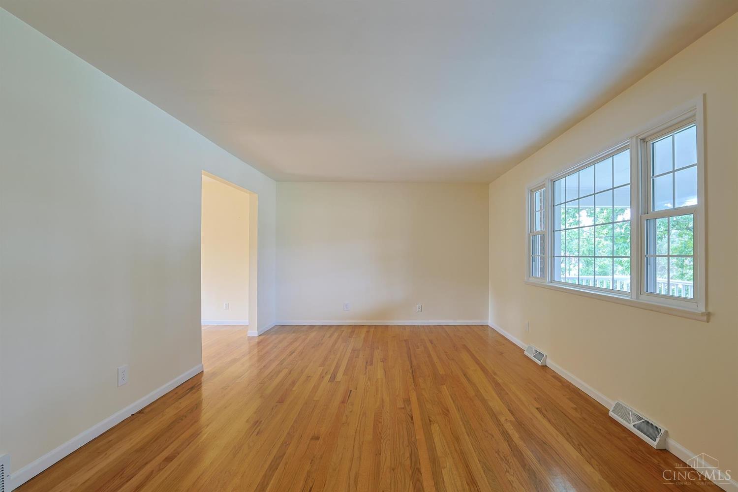 4th image of 6993 E Galbraith Rd, Cincinnati, OH 45243 | MLS# 1890353