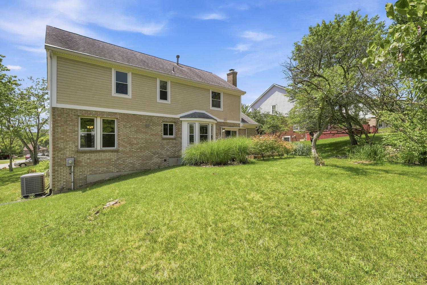 8042 Quail Meadow Lane, West Chester, OH, 45069 — photo 23