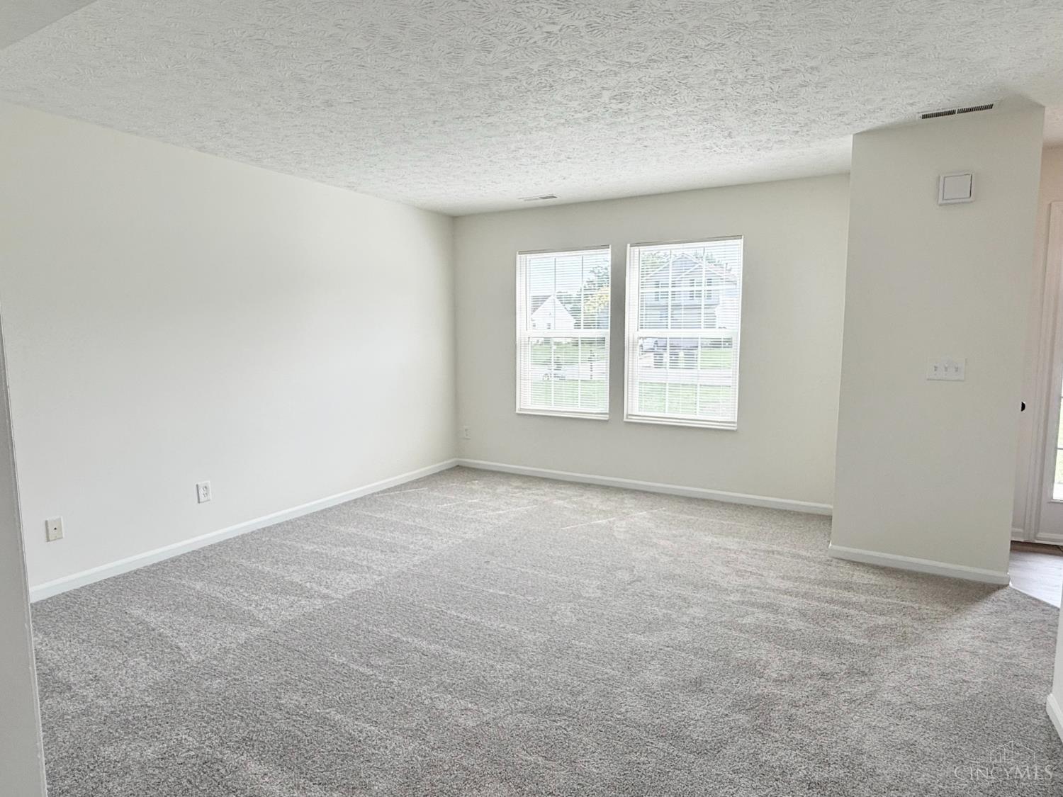 3rd image of 635 Willow Pl, Trenton, OH 45067 | MLS# 1890486