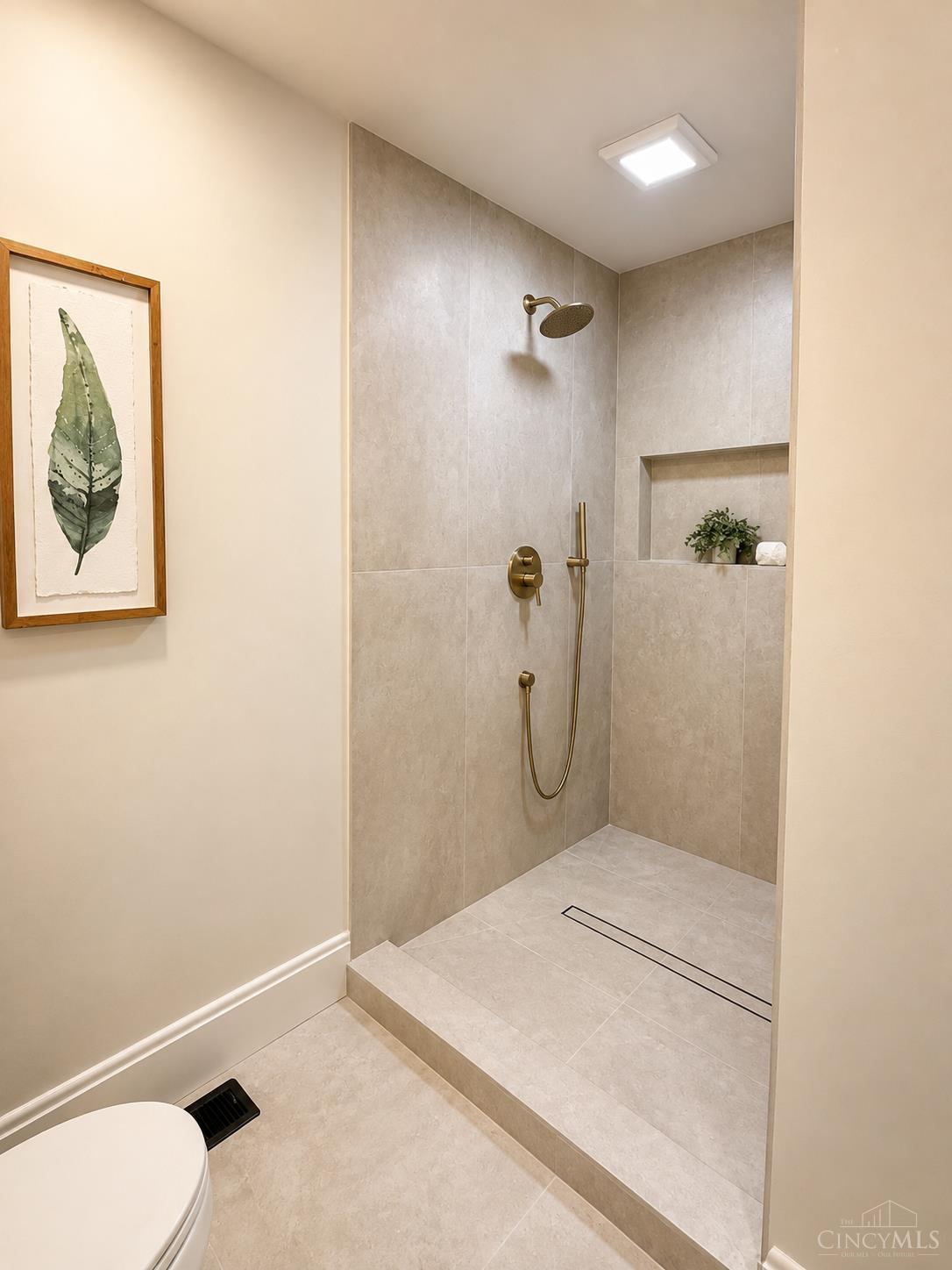 3787 Hyde Park Avenue, Cincinnati, OH, 45209 — photo 17