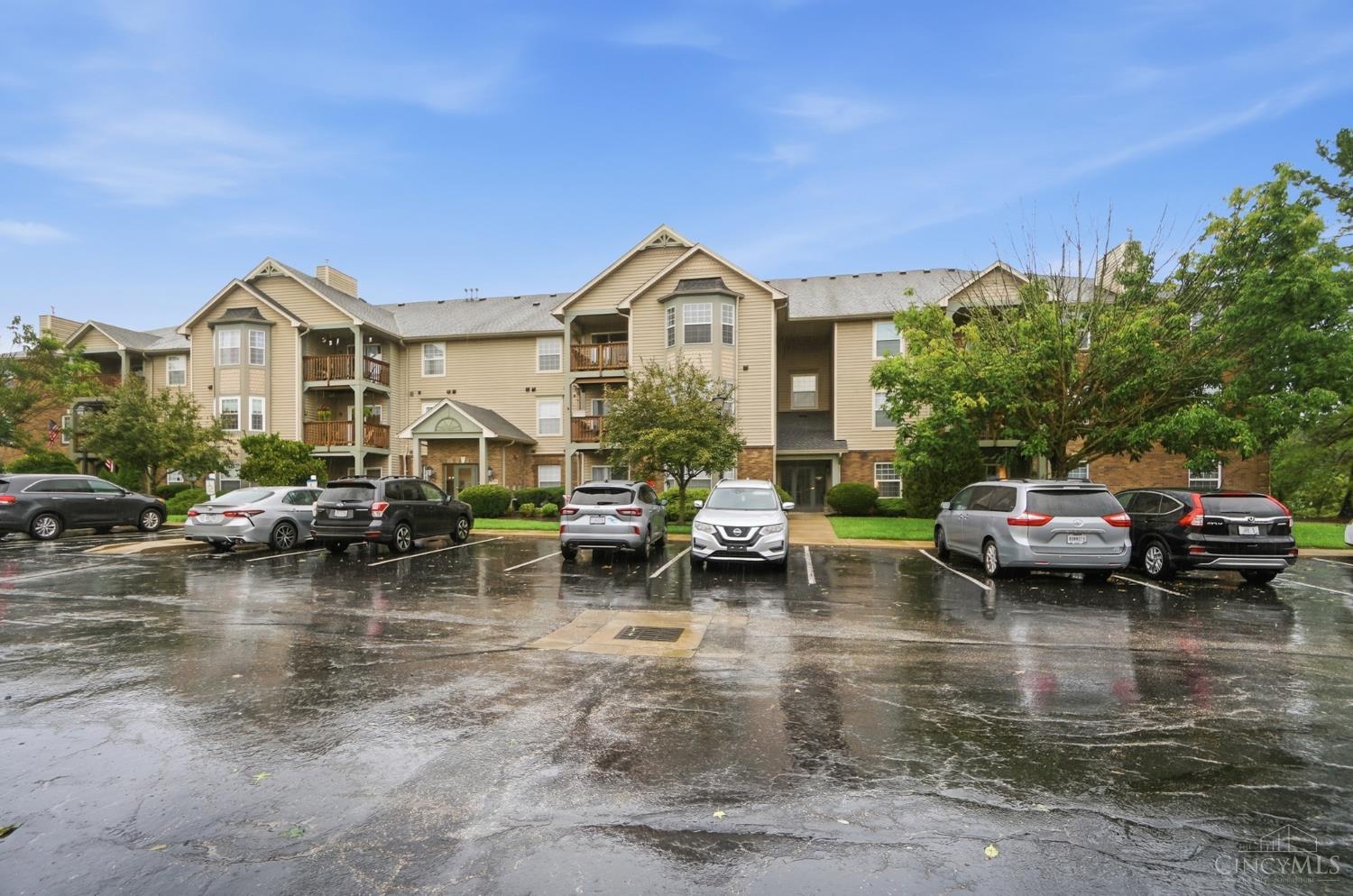 2nd image of 4941 N Arbor Woods Ct #203, Green Twp, OH 45248 | MLS# 1890379