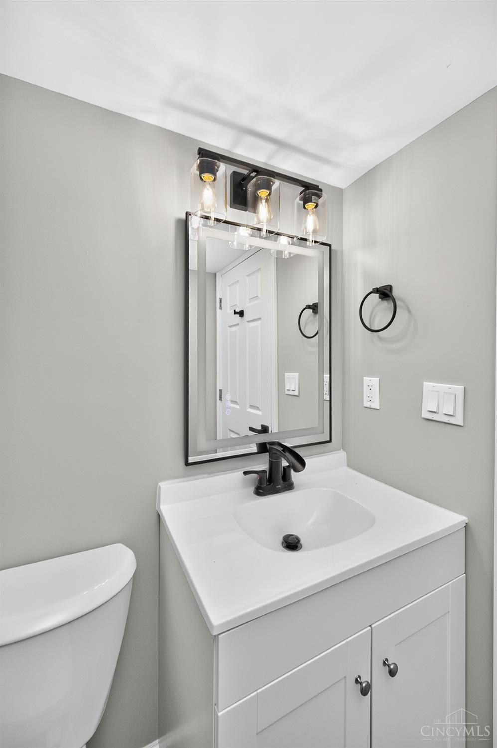 5801 Patrick Henry Drive, Miami Twp, OH, 45150 — photo 46