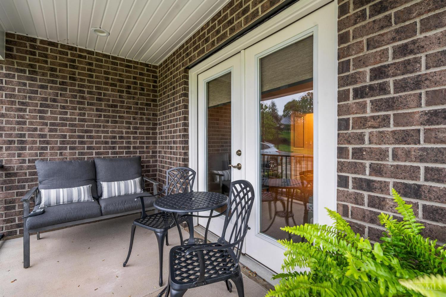 4th image of 1904 Tipperary Dr, Middletown, OH 45042 | MLS# 1890485