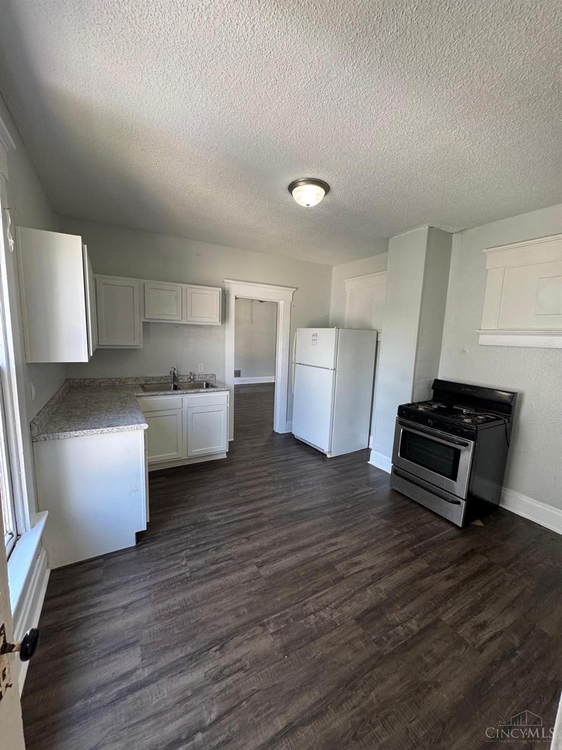 4th image of 934 Dayton St, Hamilton, OH 45011 | MLS# 1890401