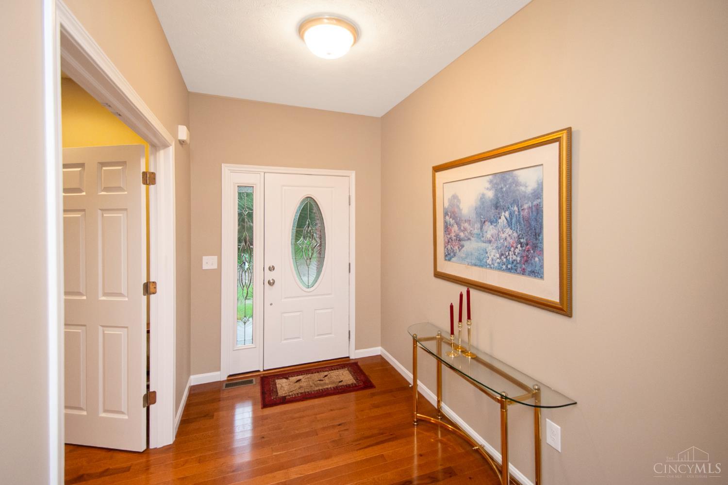 image of 320 Huntington Dr, Hamilton Twp, OH 45039 | MLS# 1890363