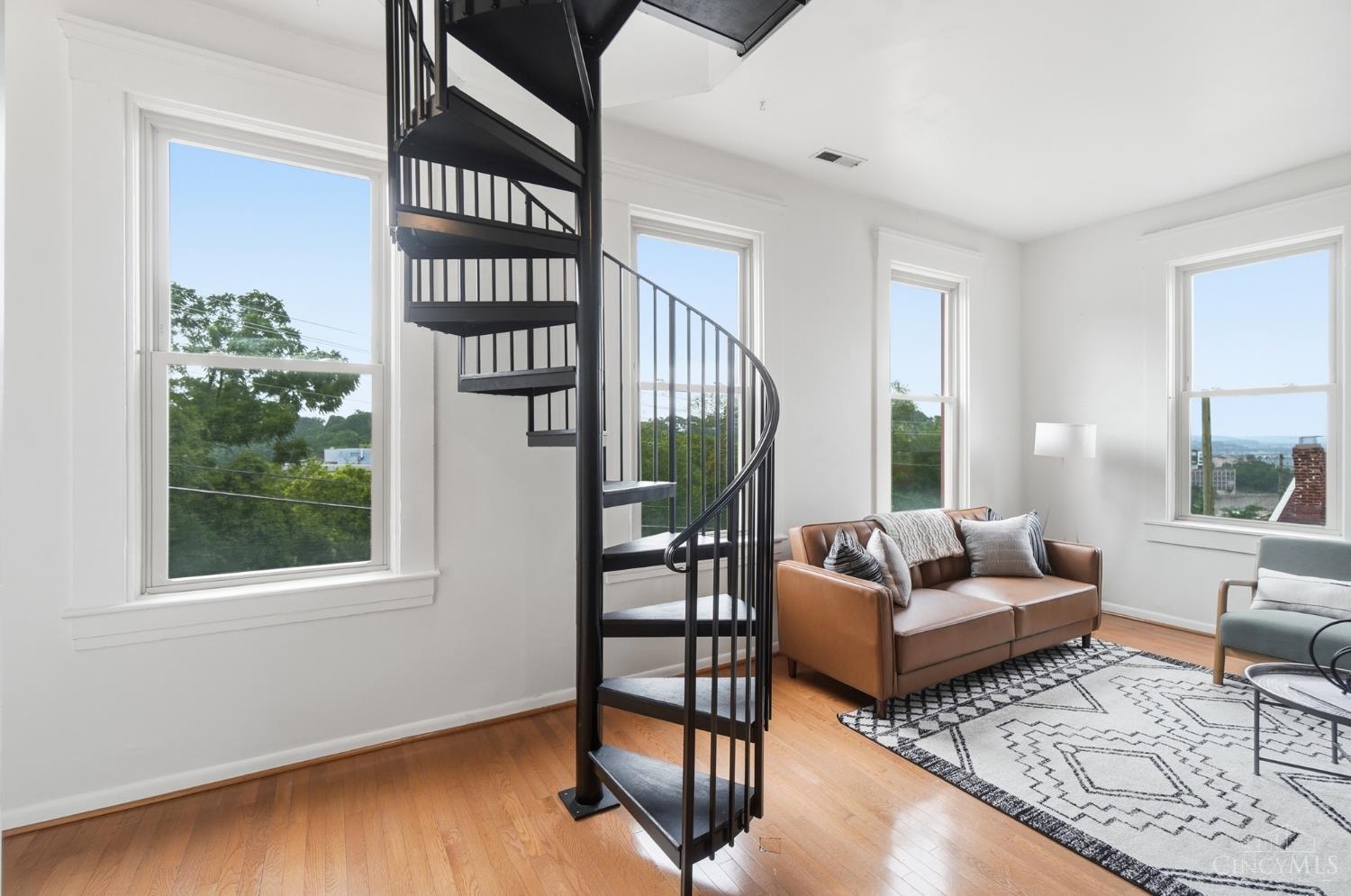 561 Milton Street #D, Cincinnati, OH, 45202 — photo 21