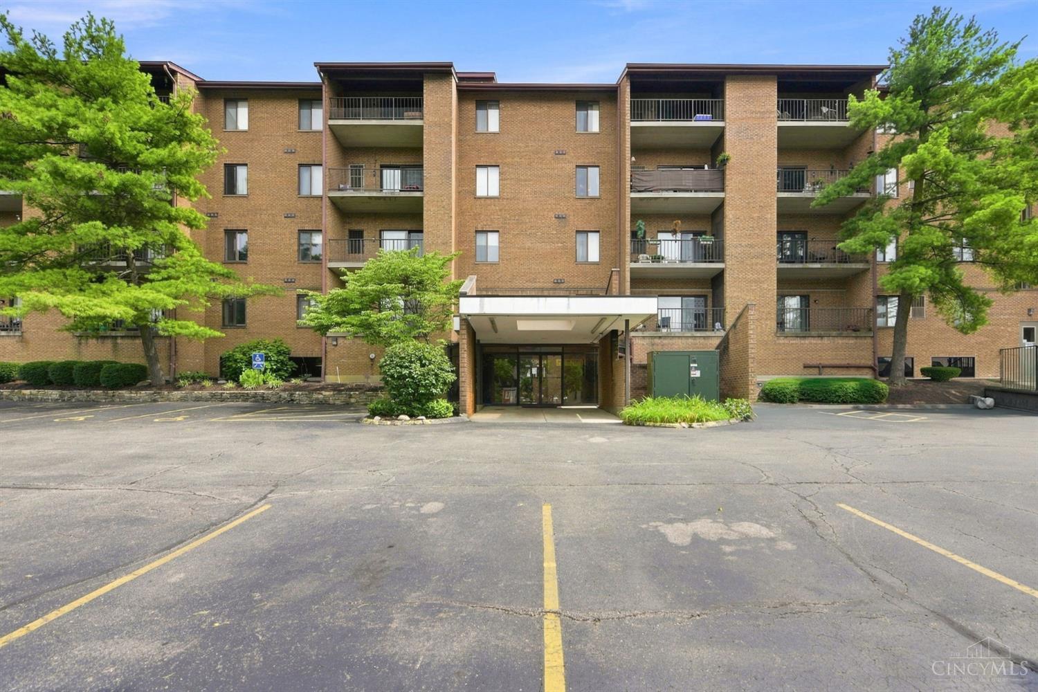 1st image of 3004 Glenmore Ave #311, Cincinnati, OH 45238 | MLS# 1890287