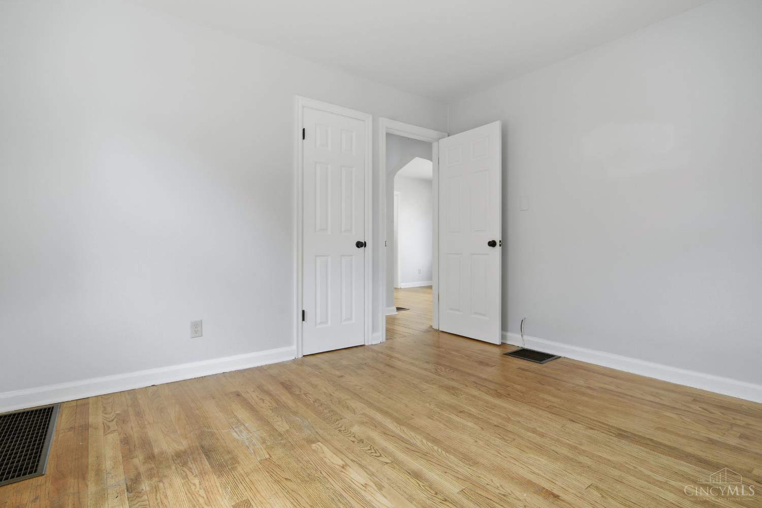 2541 Losantiville Avenue, Golf Manor, OH, 45237 — photo 15