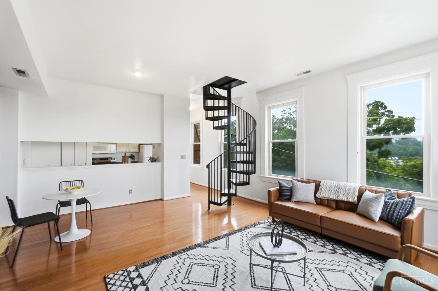 561 Milton Street #D, Cincinnati, OH, 45202 — photo 14