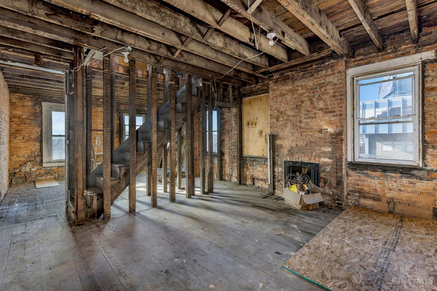 414 Central Avenue, Cincinnati, OH, 45202 — photo 13
